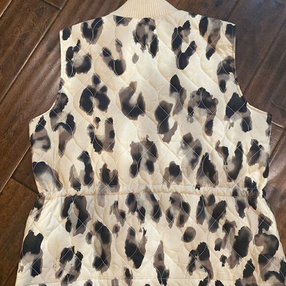 Madison hill leopard vest size large - Picture 2 of 8
